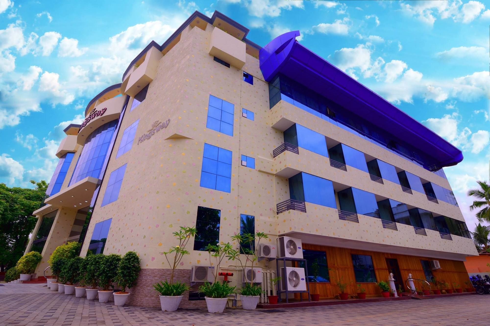 Sps Kings Way Hotel Thiruvananthapuram Kültér fotó
