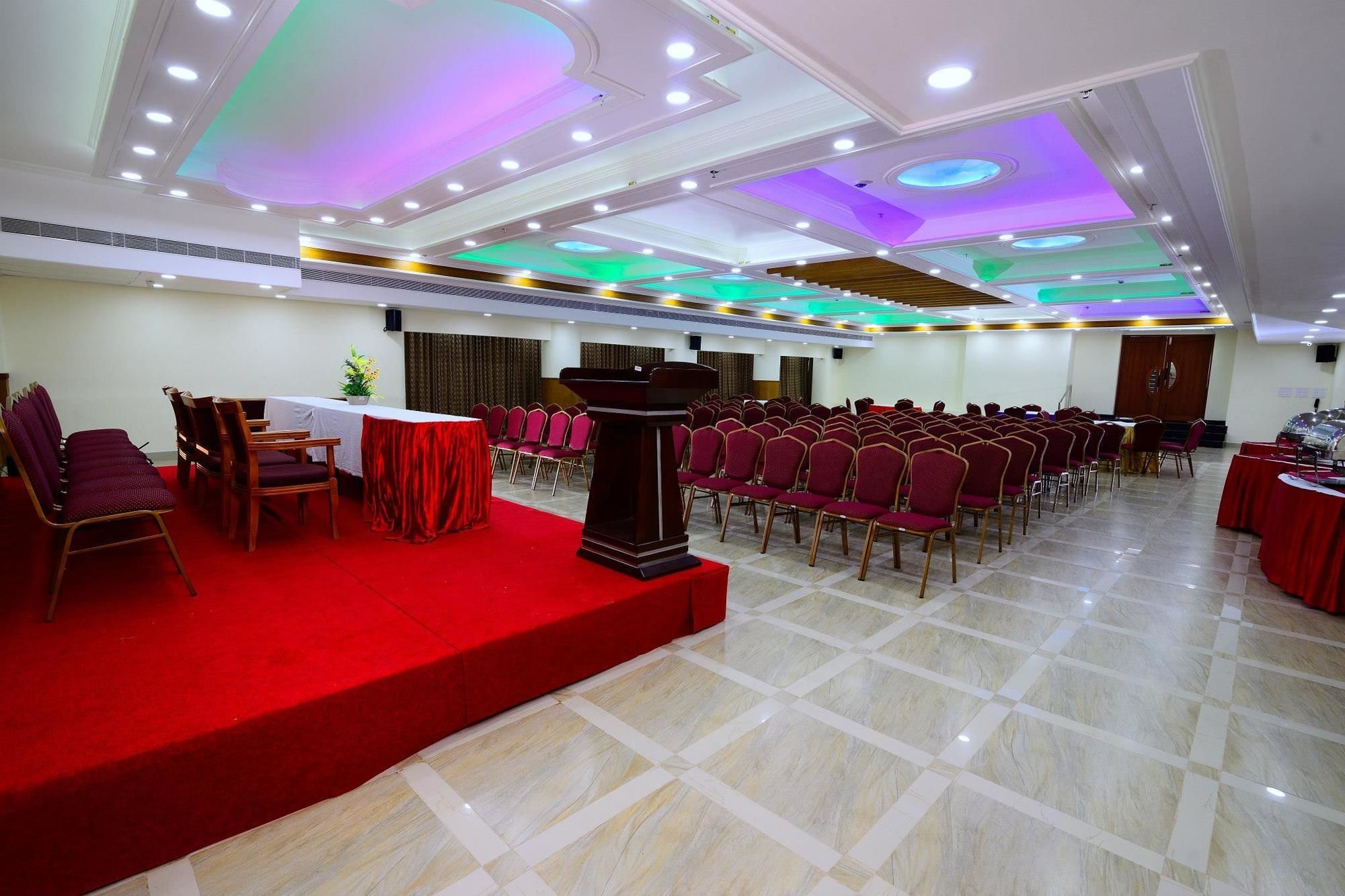 Sps Kings Way Hotel Thiruvananthapuram Kültér fotó